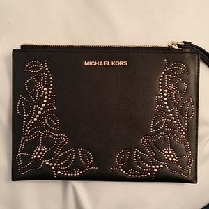 Authentic micheal kors wristlet